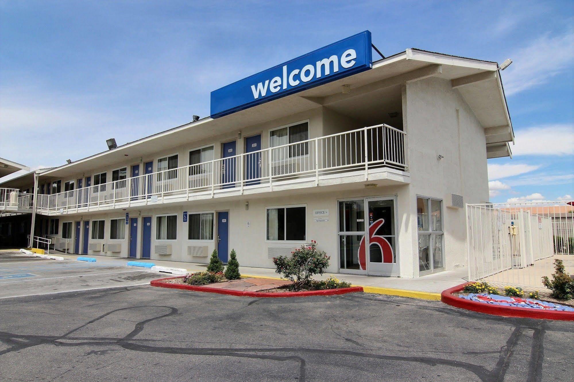 Motel 6-Albuquerque, Nm - Midtown Εξωτερικό φωτογραφία