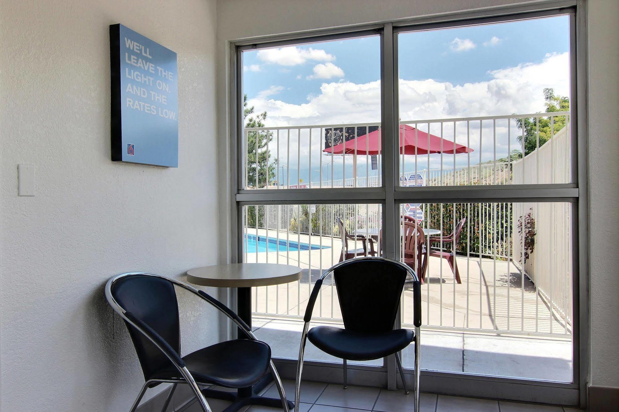 Motel 6-Albuquerque, Nm - Midtown Εξωτερικό φωτογραφία